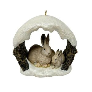 Hallmark Keepsake Ornament 1997 Snowshoe Rabbits in Winter (Majestic Wilderness)